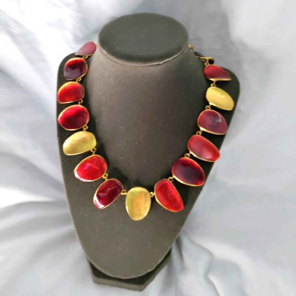 Red and gold accent necklace